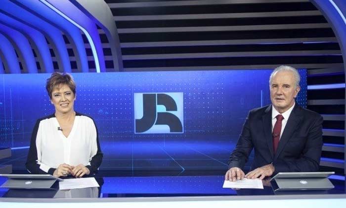 O Jornal da Record conversa com um casal que conseguirá realizar a sua cerimônia de casamento após ter que remarcá-la seis vezes EDU MORAES/RECORD TV